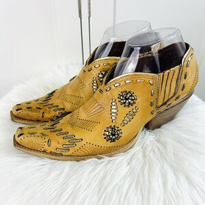 BCBGirls Bronze Yellow Silver Studded Low Country Western Boots Booties Size 7B
